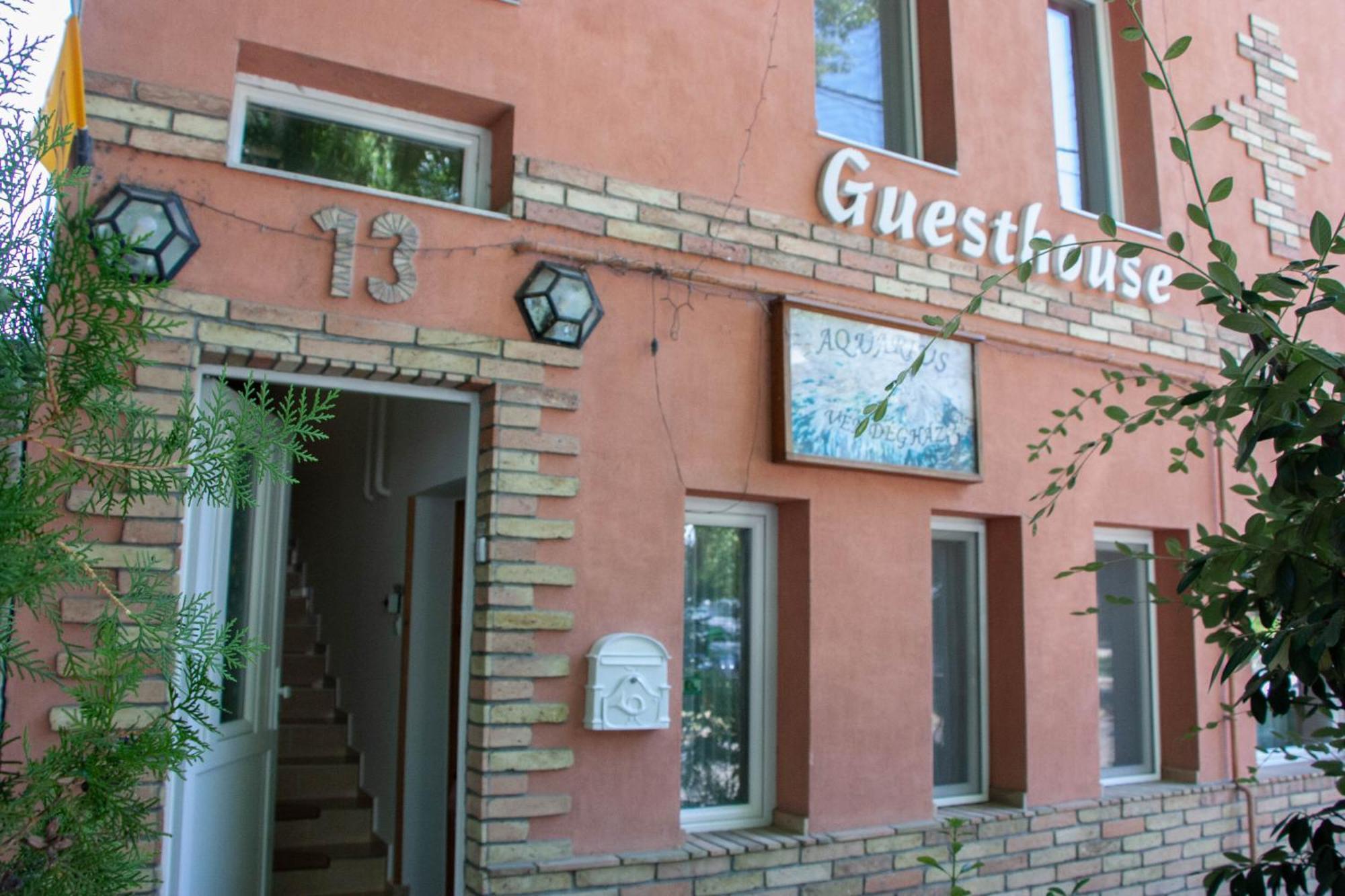 Aquarius Vendeghaz Hotell Szeged Exteriör bild